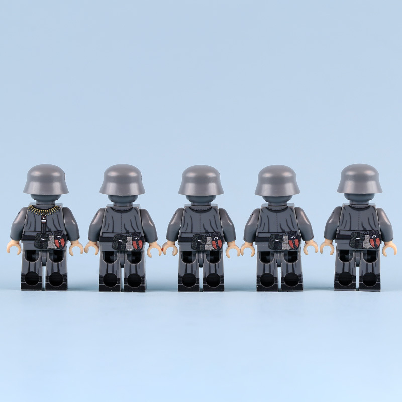 HTL010-012 WW2 Military WW2 soldiers Winter snow German army  Action Figures UV Infantry Artillery Sniper Building Blocks Weapons Gun Toys Boys