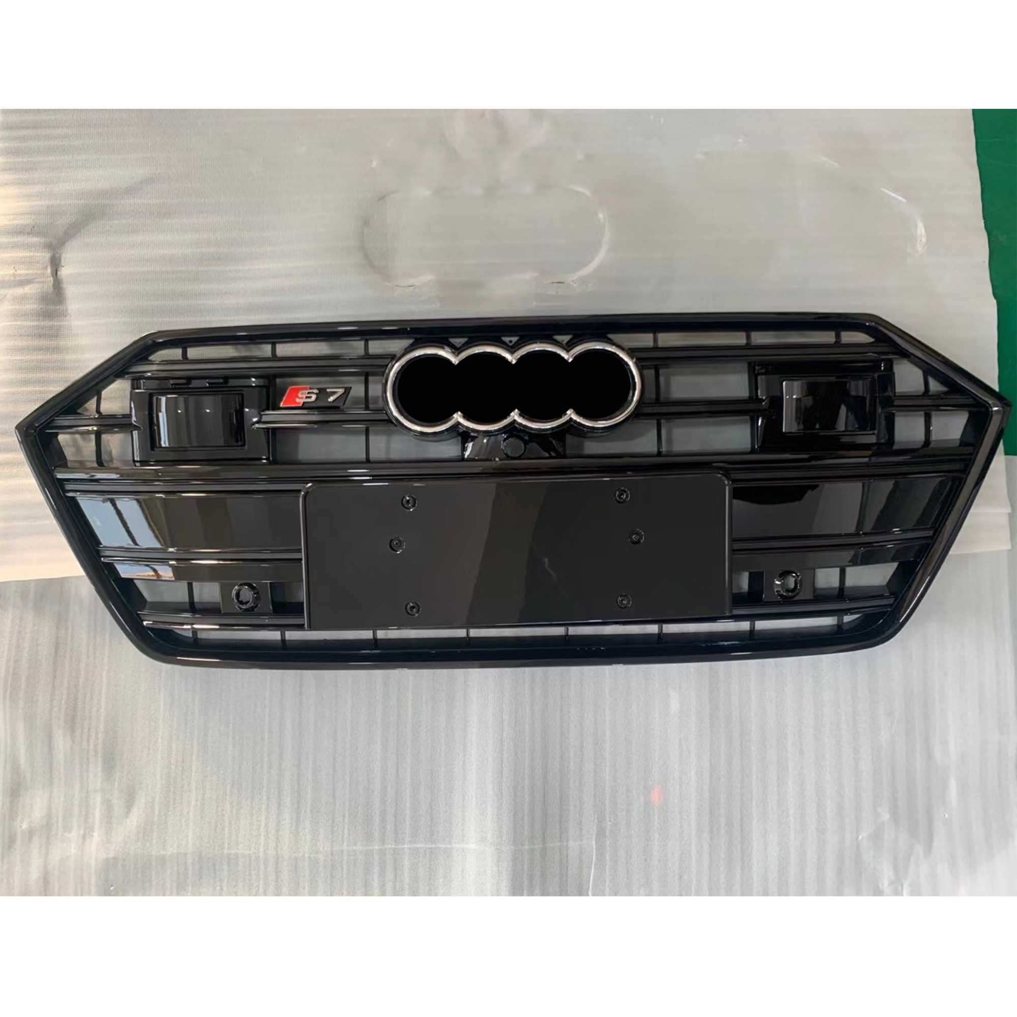 Car grille for Audi A7 S7 2019-2021 year front bumper upper grille car grille