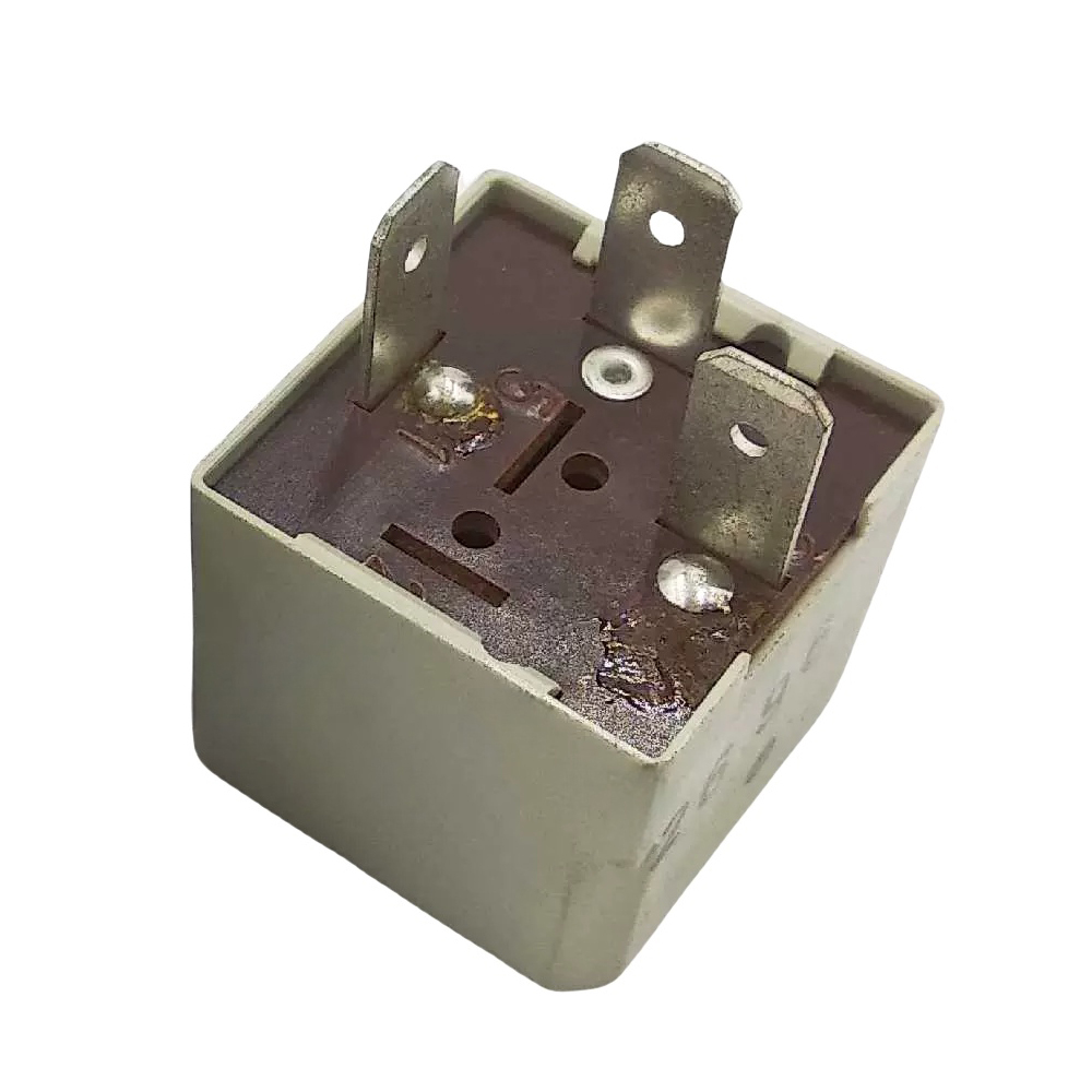 MAN 81.25927.0101 28.1000.00 Ballast Resistor Ignition System Automotive Relay 3 Pins