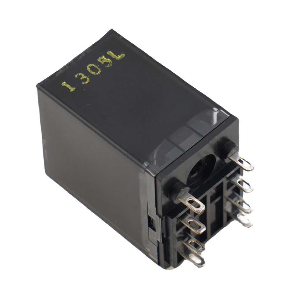 FUJI SR062DP5-D2 DC8-30V Solid State Relay 2A 8Pins