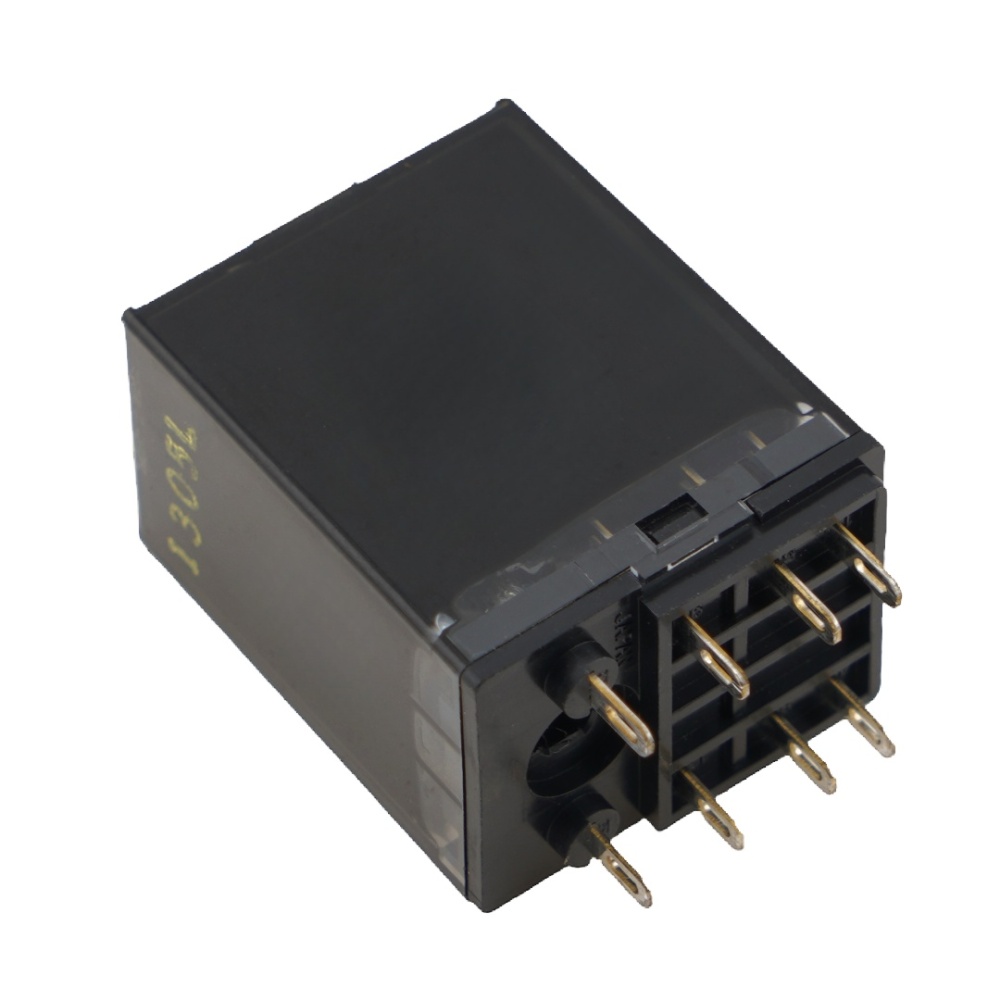 FUJI SR062DP5-D2 DC8-30V Solid State Relay 2A 8Pins