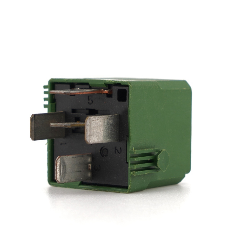 HELLA 4RA007791-15 A0025427619 Automobile Relays 12VDC 5Pins