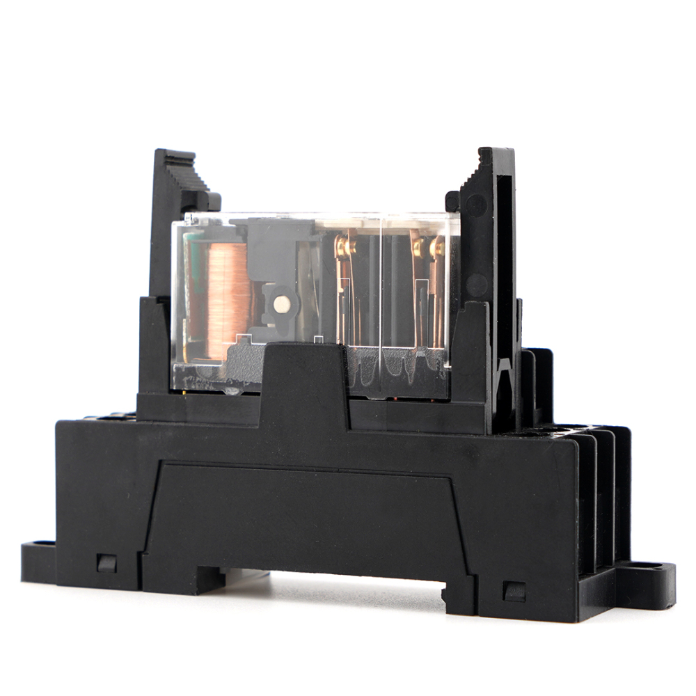 Panasonic SFS2-L-DC24V-D AG1S322 Safety Relay with SFS4-SFD-R AG1S848 Socket