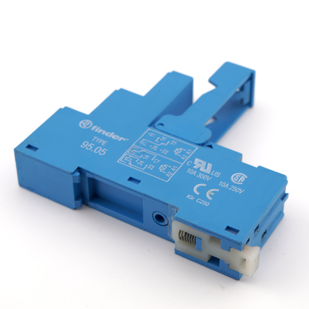 FINDER TYPE 95.05 Relay Socket Blue