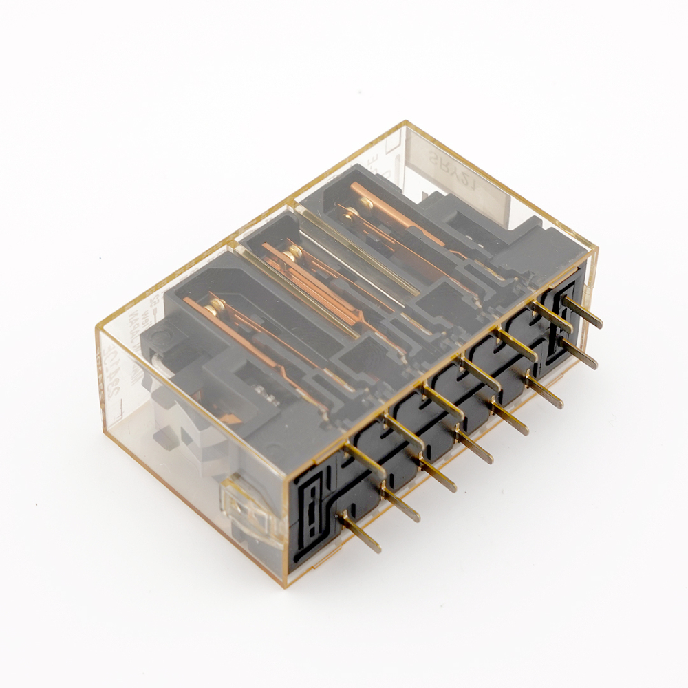 OMRON G7S-3A3B-E DC24V Safety Relay 10A 250VAC 14Pins
