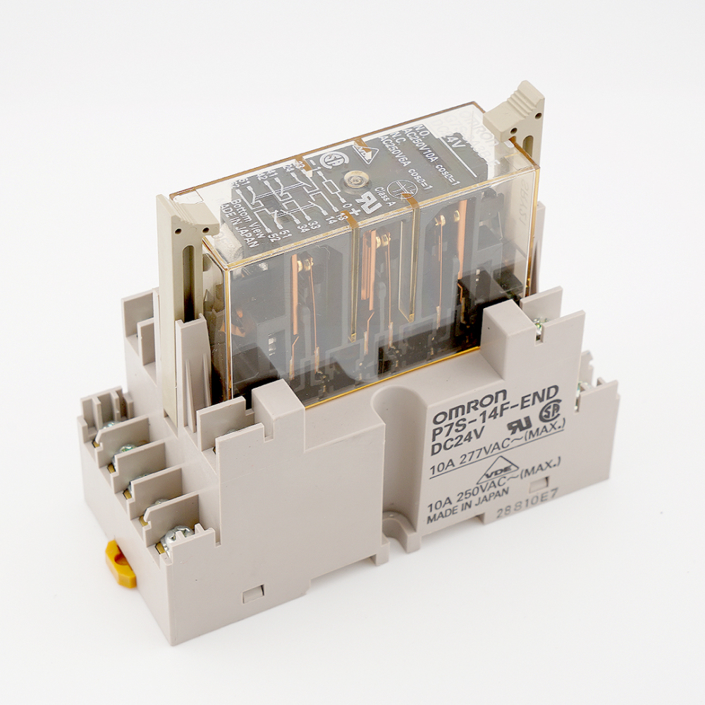 OMRON G7S-3A3B-E DC24V Safety Relay with P7S-14F socket