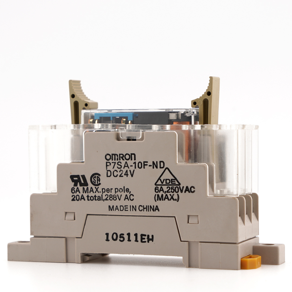 OMRON G7SA-2A2B 24VDC Safety Relay with P7SA-10F-ND socket