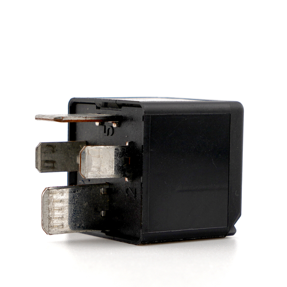 TE V23136-L31-D642 12VDC Automotive Relay 70A 4Pins