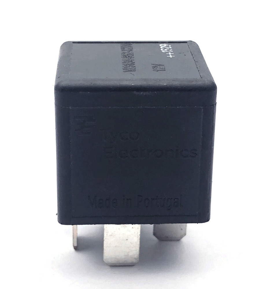 TYCO V23134-B52-X270 12VDC Automotive Relay 4Pins