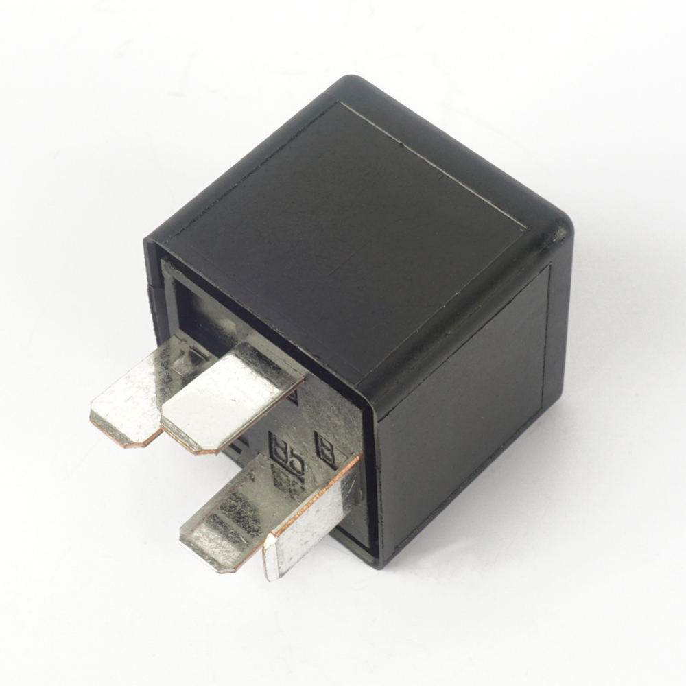 TYCO V23134-B52-X270 12VDC Automotive Relay 4Pins