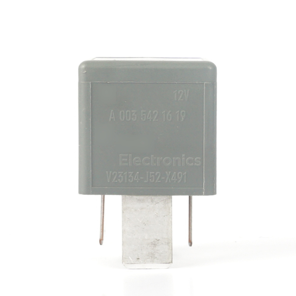 TYCO V23134-J52-X491 A0035421619 70A Automotive Relay 4Pins
