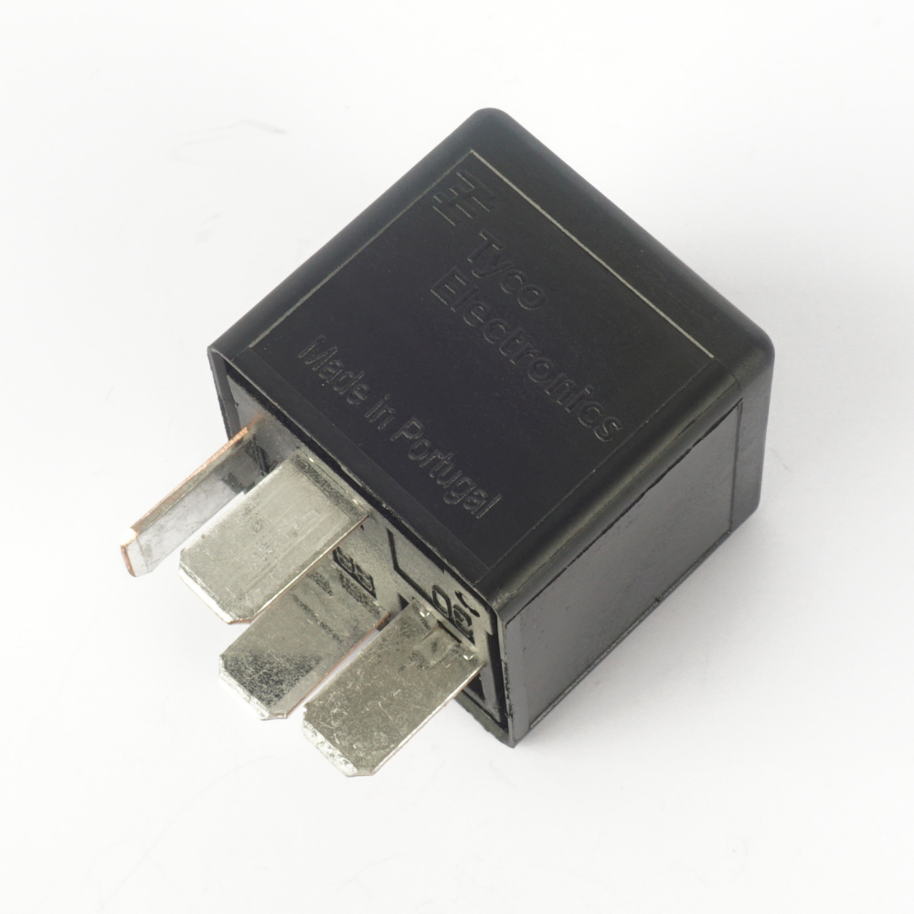 TYCO V23134-B52-X270 12VDC Automotive Relay 4Pins