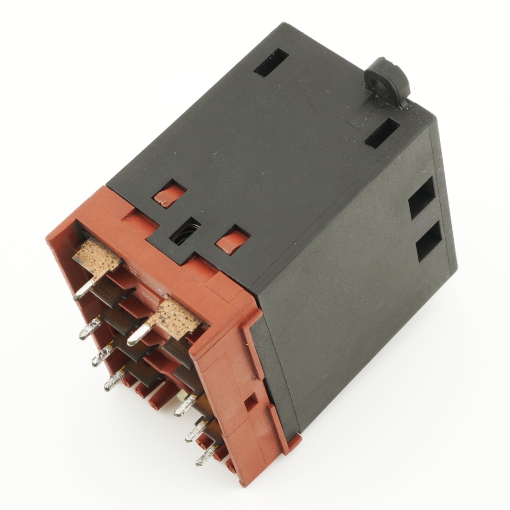 SIEMENS 3TF2000-6BB40-0KC1 Contactor 8Pins