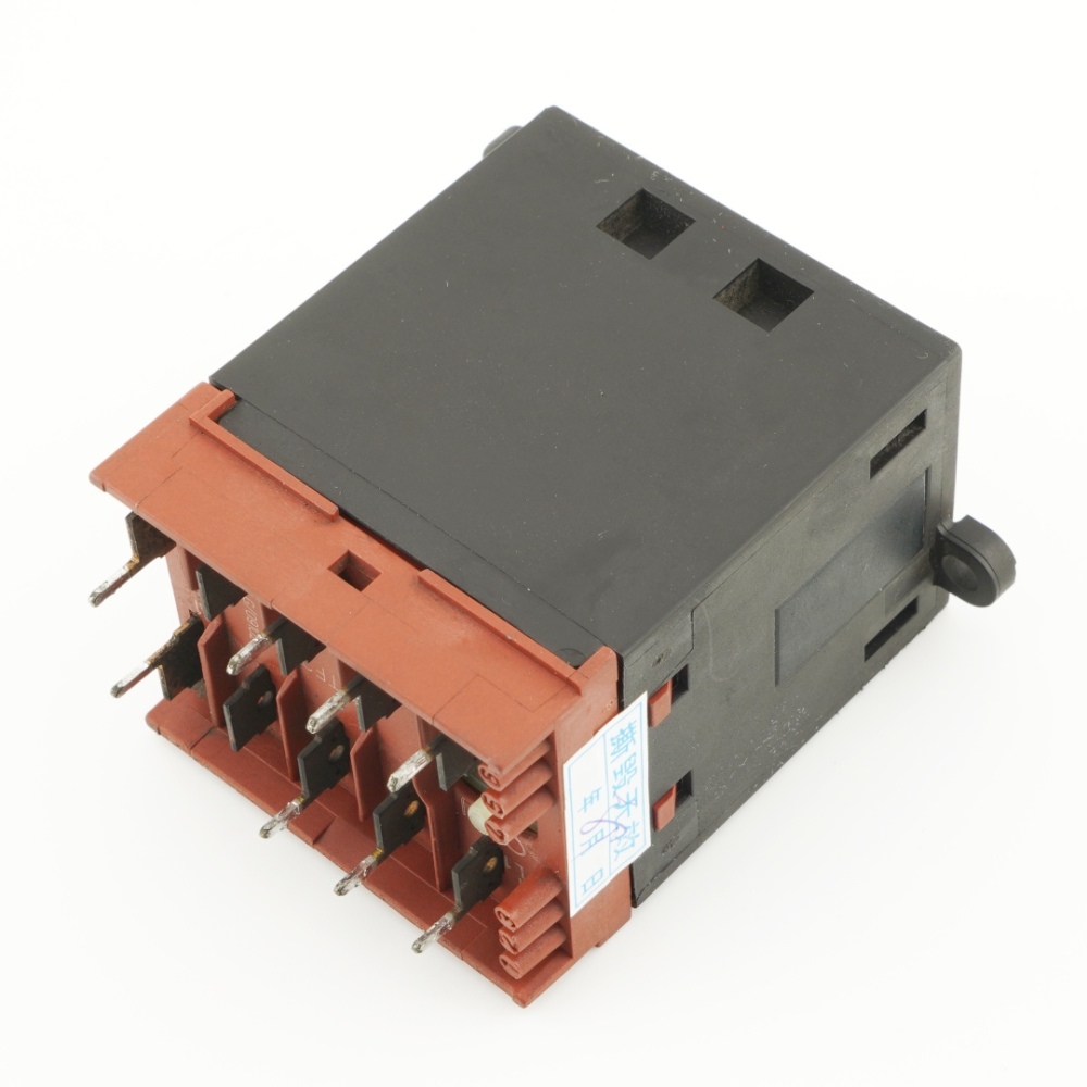 SIEMENS 3TF2000-6BB40-0KC1 Contactor 8Pins