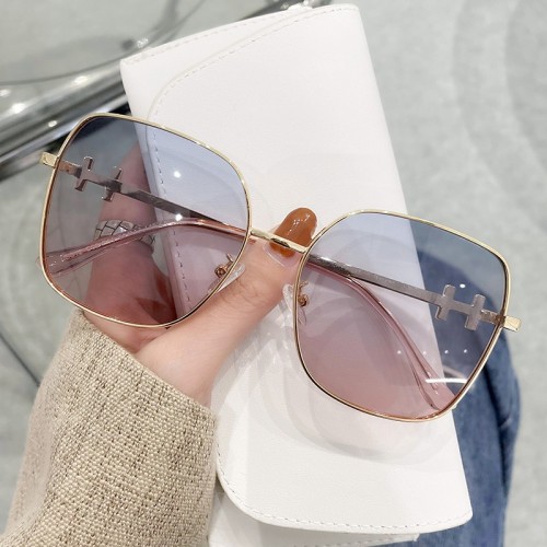 2022 Latest  Casual Sun Glasses Custom Brand Polarized Colorful Designer Sunglasses Unisex Polarized Sunglasses