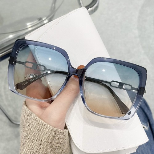 New Design Luxury Stylish Oversized Lady Glasses Square Frame Gradient Tac Lenses Polarized Sun Glasses Women Wholesale Sun
