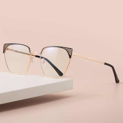 New Fashion Oversized Cat Eye Design Metal Eyeglasses Frames Temple Eyewear Women Blue Light Blocking Glasses