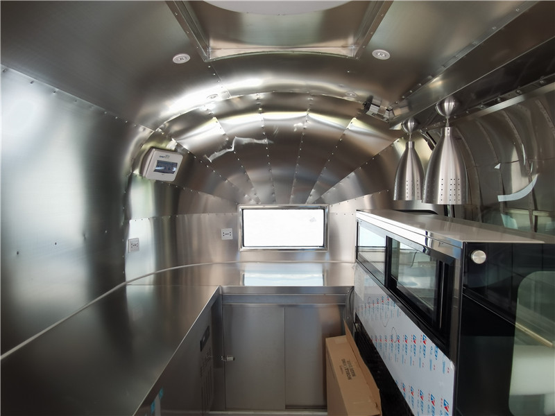 Small Airstream Food Truck Burger Catering Trailer Mobile Food Van