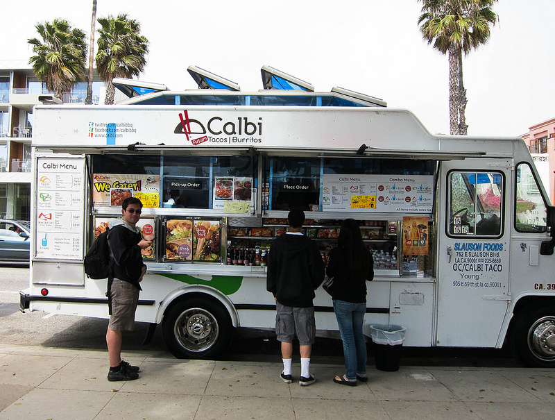 Can You Make Money In A Food Truck Business? Where Is The Advantage?