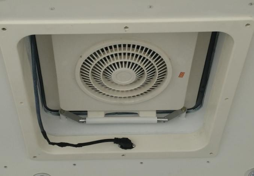Dometic Roof vent