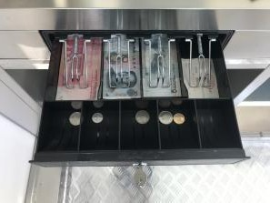 Cash drawer