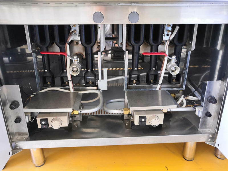 Gas Fryers(2 tanks & 2 baskets) With Cabinet 28L x2 GF-785