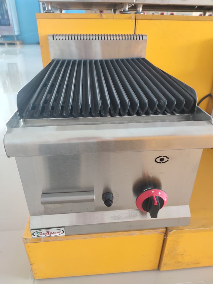 Table Gas Lava Rock Grill  GB-539