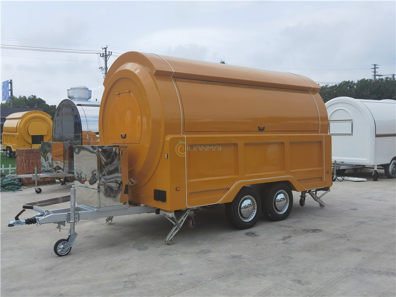 Round Food Truck, Canned Food Trailer