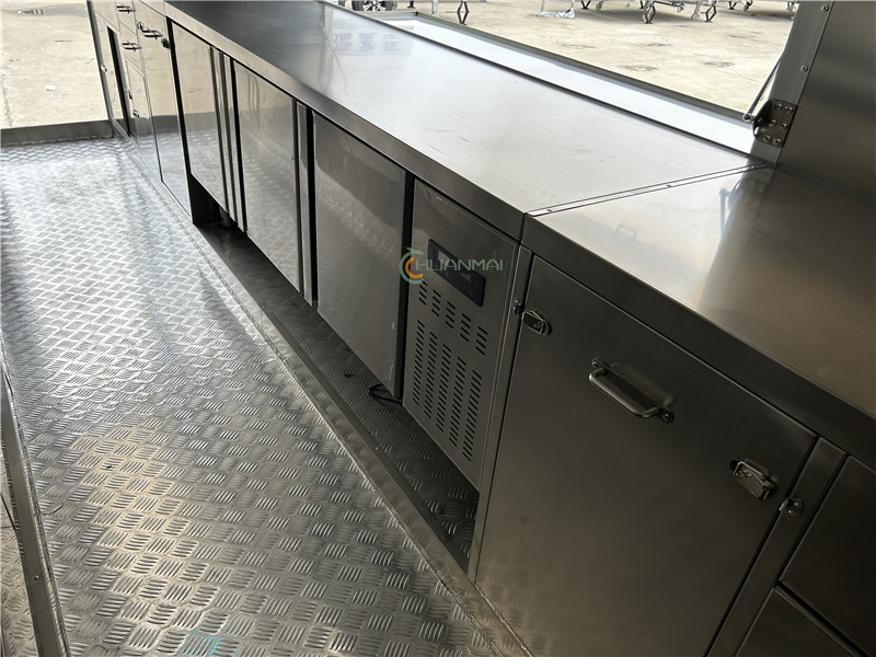 Green Food Trailer Box Food Truck 480cm