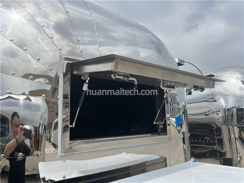 Airstream Food Truck Side Opend Window
