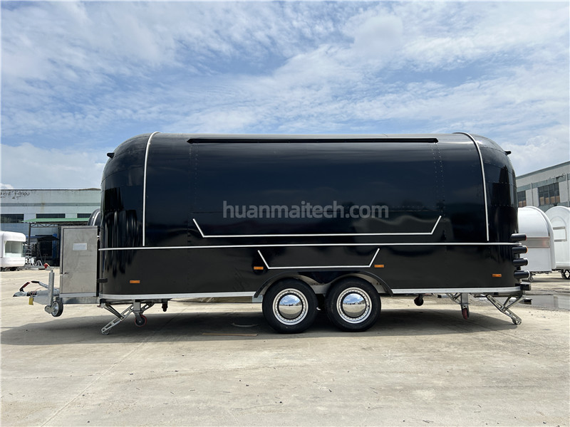 Black Airstream Food Trailer Food Truck 580cm