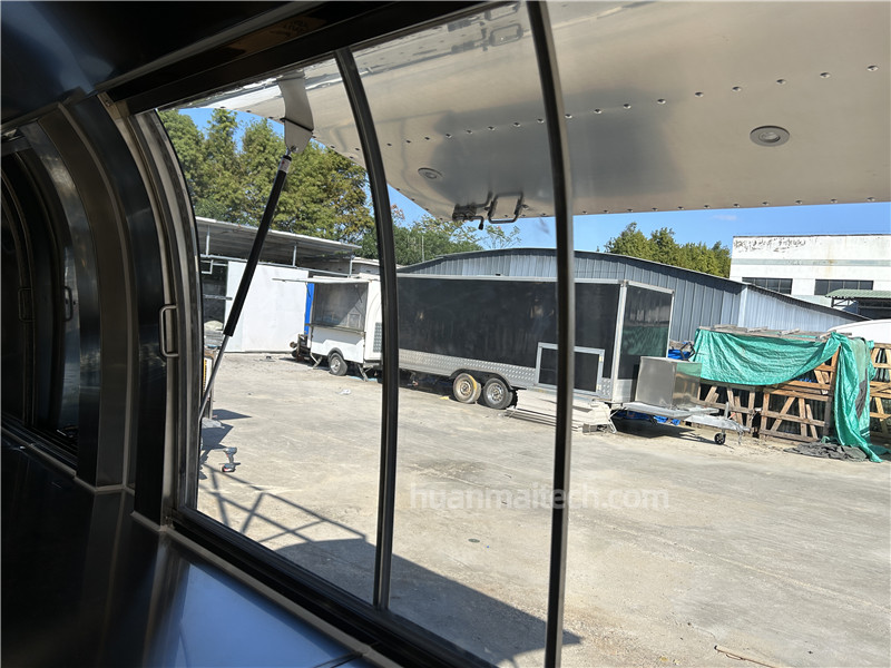 Curved Sliding Windows Endurance Panel