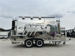 Airstream 4 Food Truck Silver 400cm