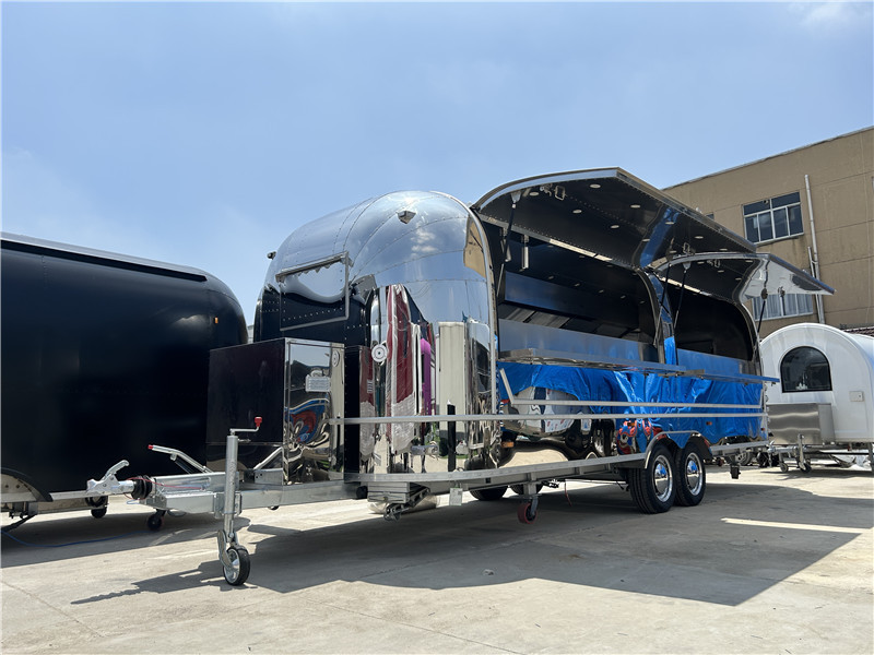 Gourmet Food Trailer | Custom Catering & Fresh Cooked Food