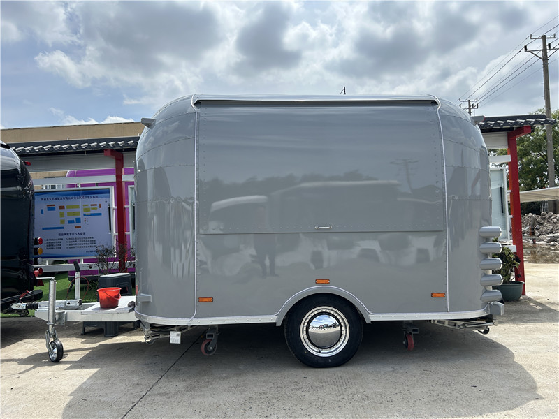 Small Food Trailer: Crepes, Gelato & More | European Street Food