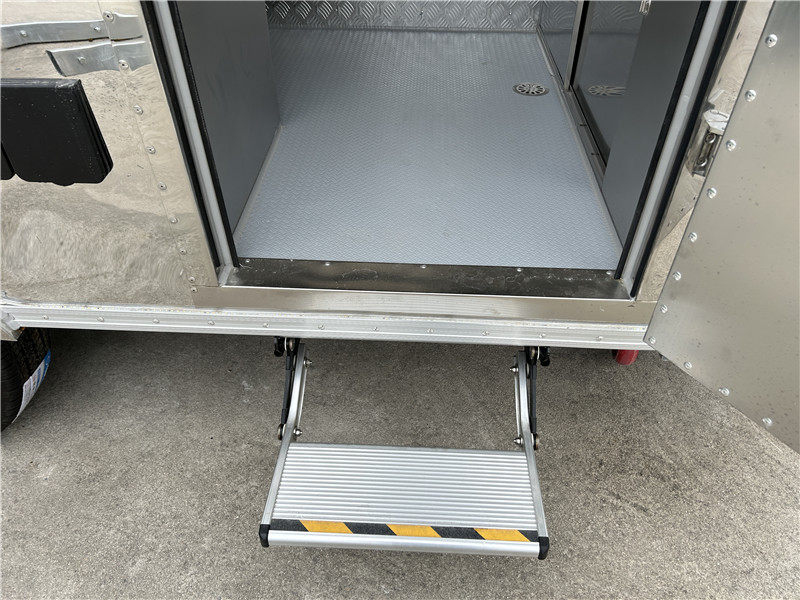 Salads Food Trailer | Grilled Cheese Food Truck