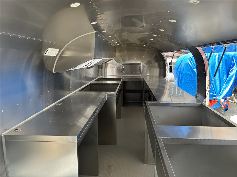 Gourmet Food Trailer | Custom Catering & Fresh Cooked Food