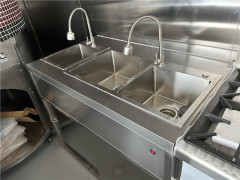 Beach Pizza Food Truck Catering: Feed Crowds at Beach Weddings & Gatherings