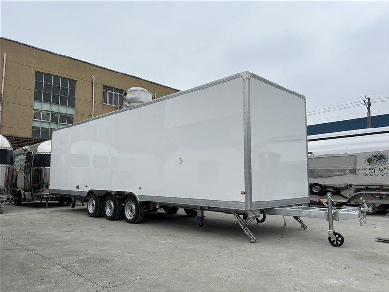 Beach Pizza Food Truck Catering: Feed Crowds at Beach Weddings & Gatherings