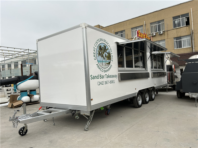 Beach Pizza Food Truck Catering: Feed Crowds at Beach Weddings & Gatherings