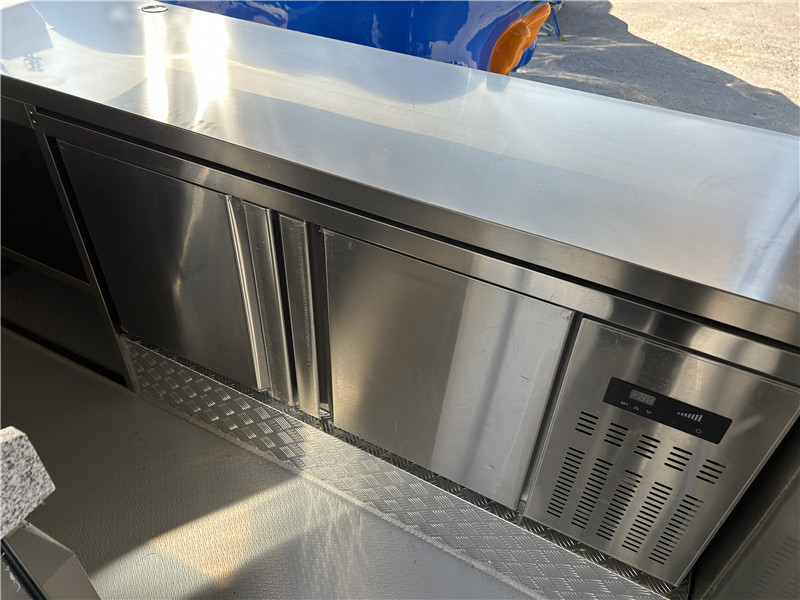 Pizza Food Truck European food trailers 450cm