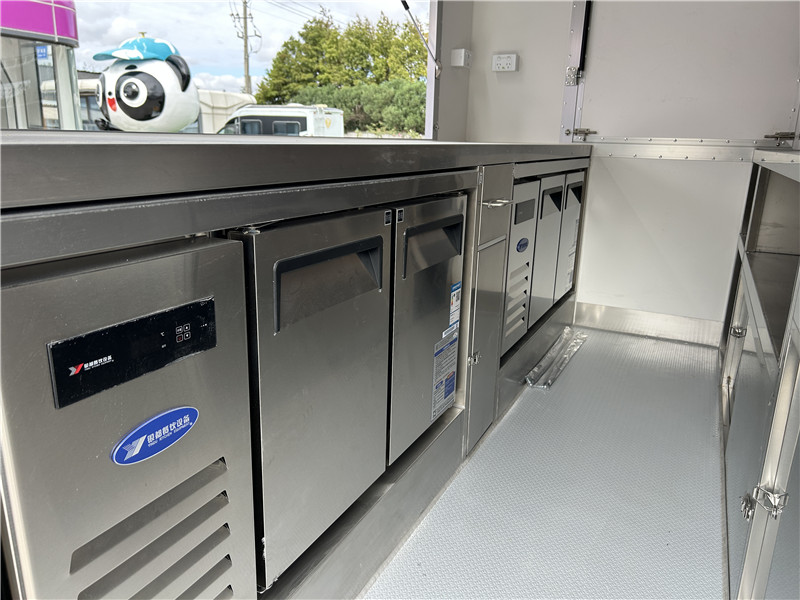 Small Box Food Trucks Concession Food Trailers 300cm
