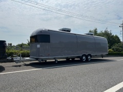 Grey Airstream Style 900cm Mobile Food Trailer | Fully Equipped Catering Trailer