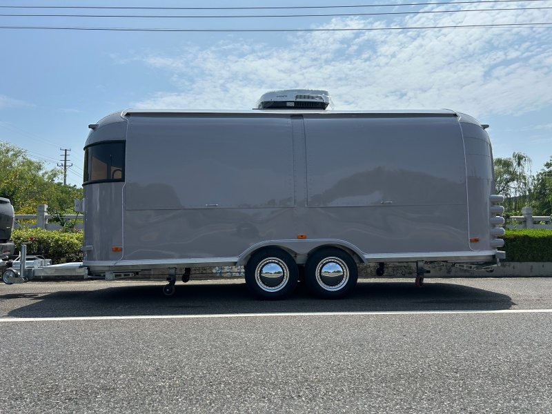 550cm Grey Airstream Food Trailer Fully Equipped Stainless Steel Mobile Catering Food Trailer