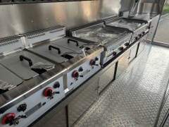 580cm Airstream Style Mobile Food Trailer | Complete Commercial Cooking Kitchen
