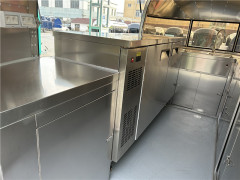Custom 350cm Airstream Food Trailer | Budweiser Customized, EU COC Certified Mobile Food Truck