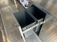580cm Airstream Style Mobile Food Trailer | Complete Commercial Cooking Kitchen