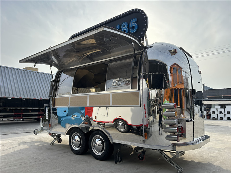 450cm Airstream Food Trailer – Custom Stainless Kitchen for European Street Food Business