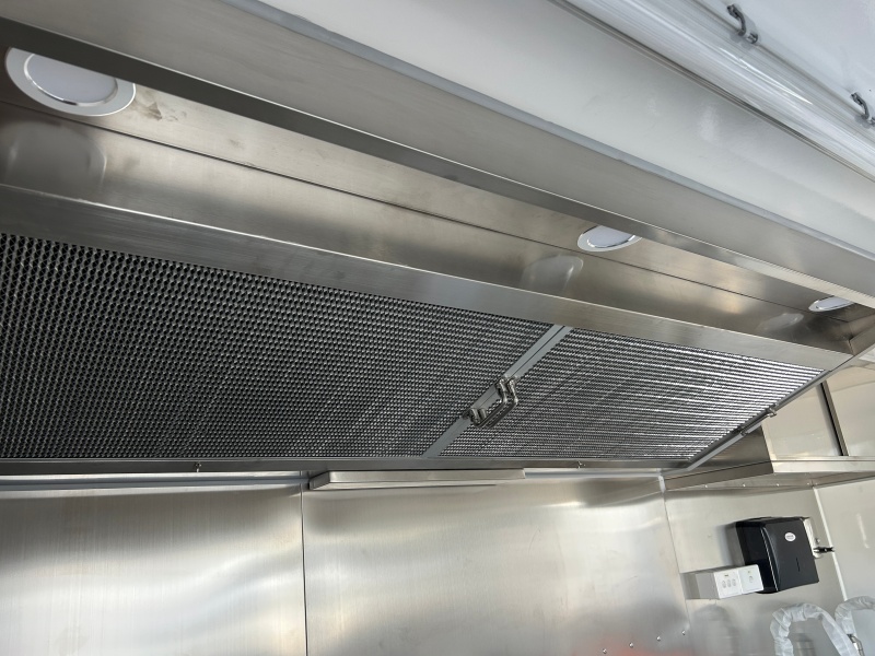 Custom Square Food Trailer | 304 Stainless Steel Kitchen, Sink, Fridge & Range Hood