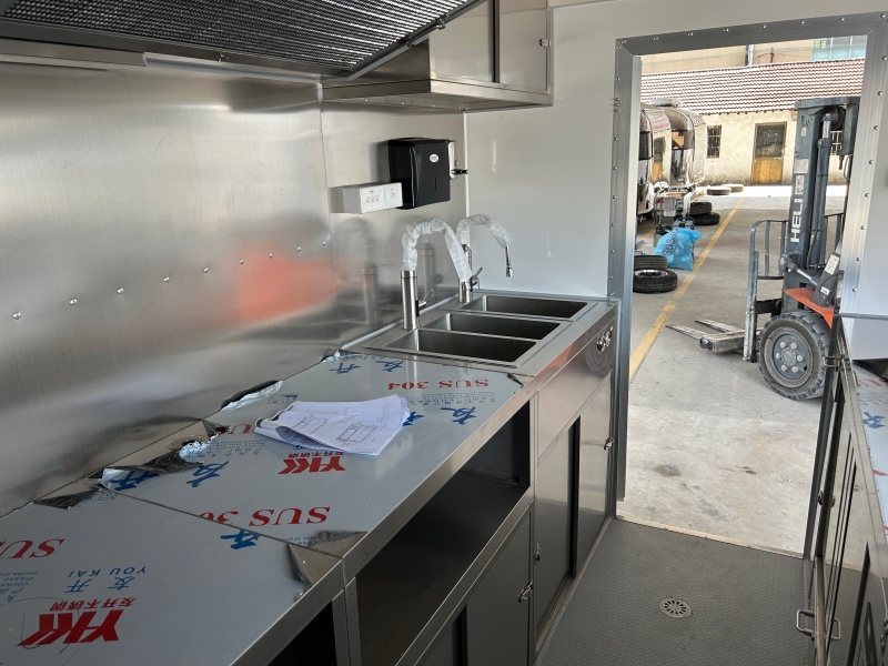 Custom Square Food Trailer | 304 Stainless Steel Kitchen, Sink, Fridge & Range Hood